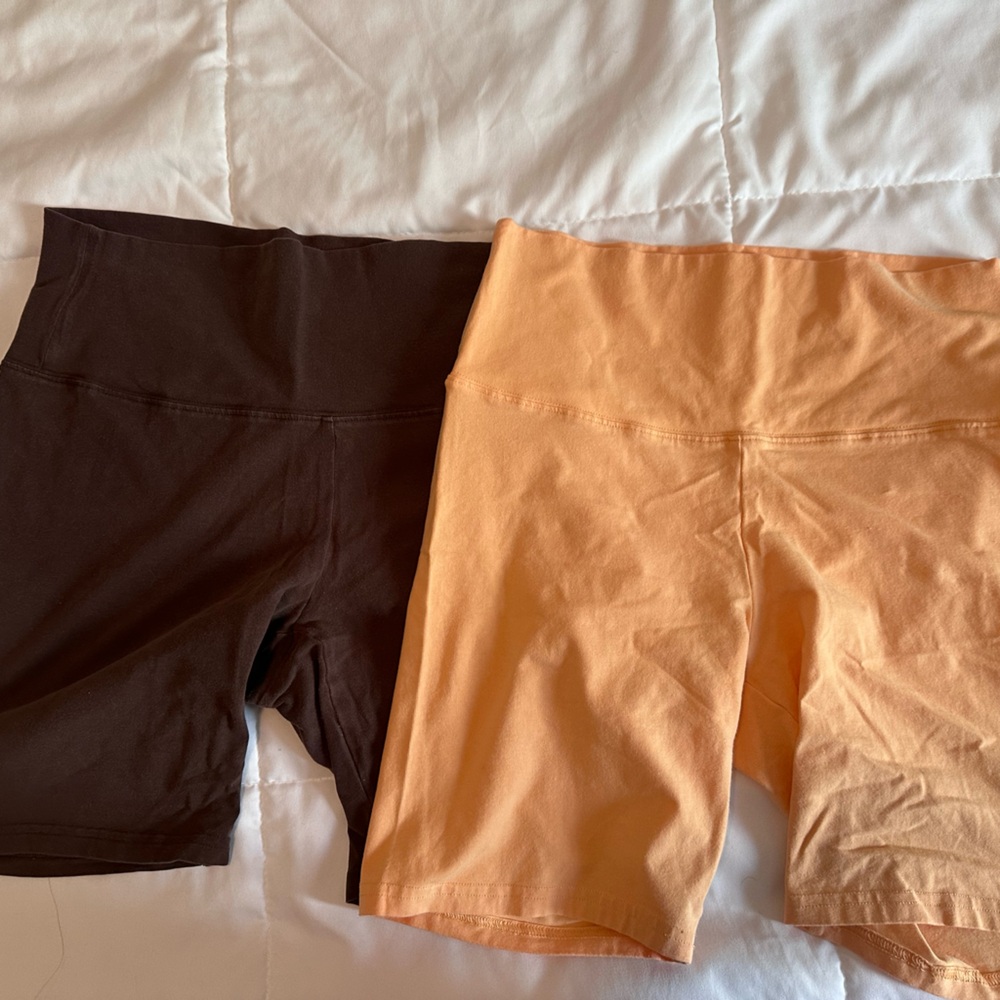 Aritzia TNA biker shorts